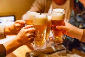【タグ施策テスト】あの、DMで“宅飲み”に誘ってくる芸能人に本音 「きっしょ…と思って」